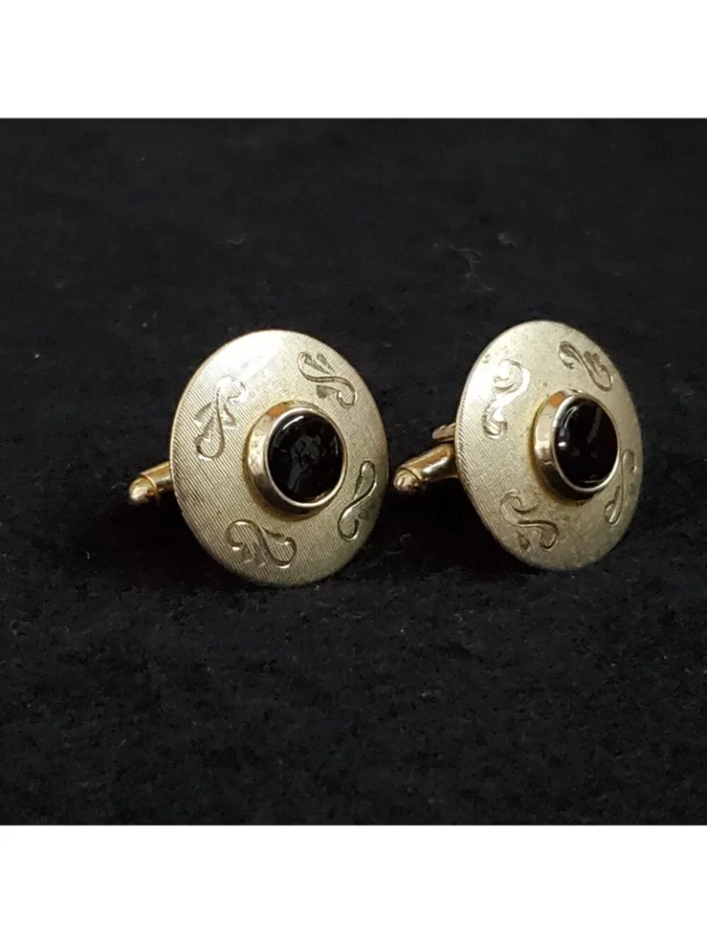 Vintage Black Onyx Cufflinks Textured Etched Gold Tone Round 7/8